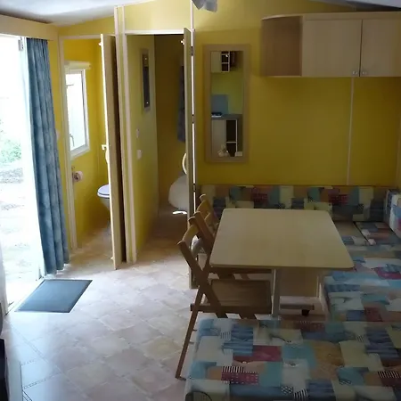 펜션 Mobil-home Le Castelnaud 21- 5 Pers